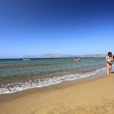 Stavroula Hotel Palace Kissamos Bagian luar foto